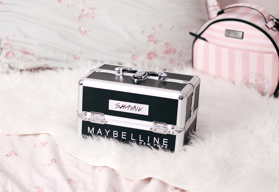 maybelline squad train case makeup collection